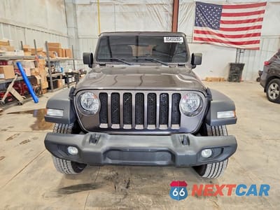 Piąte zdjęcie samochodu w środku: 2019 JEEP WRANGLER UNLIMITED SPORT VIN:1C4HJXDN0KW635282 - miniatura
