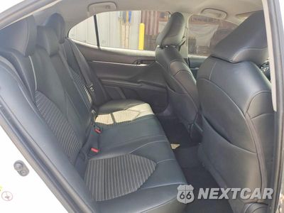 Zdjęcie 10 z 12 samochodu: 2019 TOYOTA CAMRY SE VIN:4T1B11HK7KU772424 - miniatura