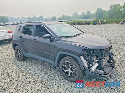 Czwarte zdjęcie samochodu z boku: 2024 JEEP COMPASS LIMITED VIN:3C4NJDCN7RT155324 - miniatura