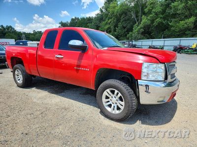 Czwarte zdjęcie samochodu z boku: 2012 CHEVROLET SILVERADO C1500 LT VIN:1GCRCSE06CZ109677 - miniatura