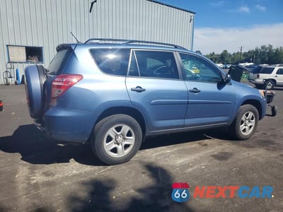 Trzecie zdjęcie samochodu z tyłu: 2011 TOYOTA RAV4 BASE VIN:2T3BF4DV4BW143567 - miniatura
