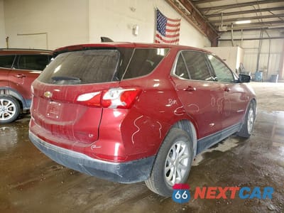 Trzecie zdjęcie samochodu z tyłu: 2019 CHEVROLET EQUINOX LT VIN:3GNAXKEV5KS630017 - miniatura