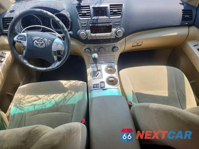 Zdjęcie 8 z 13 samochodu: 2012 TOYOTA HIGHLANDER HYBRID VIN:JTEBC3EH1C2009911 - miniatura