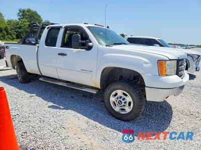 Czwarte zdjęcie samochodu z boku: 2013 GMC SIERRA K2500 SLE VIN:1GT220CG1DZ323115 - miniatura