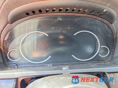 Zdjęcie 9 z 13 samochodu: 2015 BMW 740 I VIN:WBAYA6C5XFD827027 - miniatura