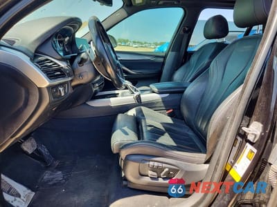 Zdjęcie 7 z 13 samochodu: 2018 BMW X5 SDRIVE35I VIN:5UXKR2C54J0Z17525 - miniatura