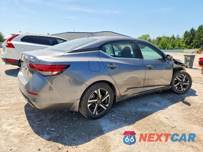 Trzecie zdjęcie samochodu z tyłu: 2024 NISSAN SENTRA SV VIN:3N1AB8CV9RY274100 - miniatura