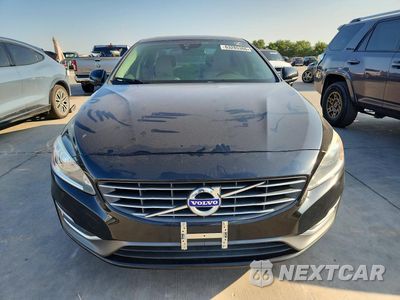 Piąte zdjęcie samochodu w środku: 2015 VOLVO S60 PREMIER VIN:YV126MFBXF1310077 - miniatura