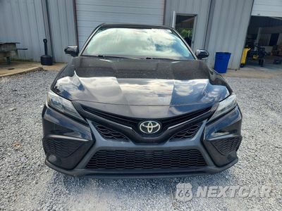 Piąte zdjęcie samochodu w środku: 2021 TOYOTA CAMRY SE VIN:4T1G11AK4MU536655 - miniatura