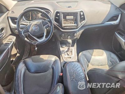Zdjęcie 8 z 14 samochodu: 2018 JEEP CHEROKEE TRAILHAWK VIN:1C4PJMBB5JD566991 - miniatura