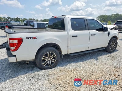 Trzecie zdjęcie samochodu z tyłu: 2023 FORD F150 SUPERCREW VIN:1FTEW1CP4PKD99562 - miniatura