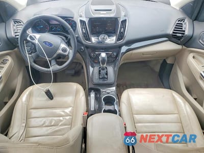 Zdjęcie 8 z 13 samochodu: 2015 FORD ESCAPE TITANIUM VIN:1FMCU9J96FUC74819 - miniatura
