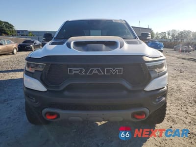 Piąte zdjęcie samochodu w środku: 2022 RAM 1500 TRX VIN:1C6SRFU9XNN413992 - miniatura