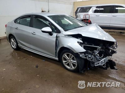 Czwarte zdjęcie samochodu z boku: 2017 CHEVROLET CRUZE LT VIN:1G1BD5SMXH7246656 - miniatura