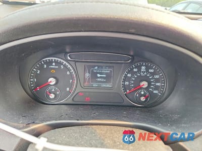 Zdjęcie 9 z 13 samochodu: 2016 KIA SORENTO EX VIN:5XYPHDA13GG034265 - miniatura