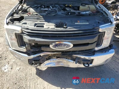 Zdjęcie 11 z 12 samochodu: 2017 FORD F-550 VIN:1FDUF5GT1HEE83750 - miniatura