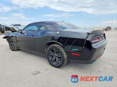 Drugie zdjęcie samochodu z przodu: 2019 DODGE CHALLENGER SXT VIN:2C3CDZAG6KH525259 - miniatura