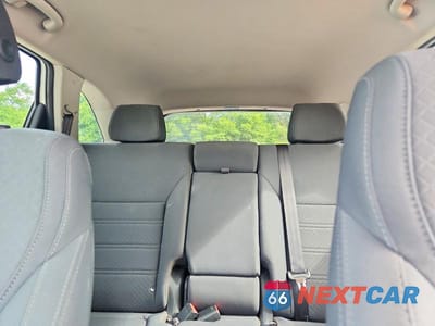 Zdjęcie 10 z 13 samochodu: 2018 KIA SORENTO LX VIN:5XYPG4A34JG340175 - miniatura