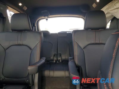 Zdjęcie 10 z 13 samochodu: 2025 HONDA PILOT TRAILSPORT VIN:5FNYG1H62SB053851 - miniatura
