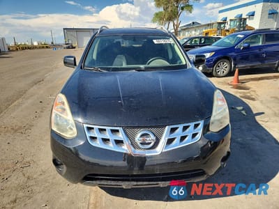 Piąte zdjęcie samochodu w środku: 2013 NISSAN ROGUE S VIN:JN8AS5MV5DW123916 - miniatura