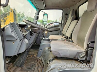 Zdjęcie 7 z 12 samochodu: 2016 ISUZU NPR HD BOX TRUCK VIN:54DC4W1B9GS802190 - miniatura