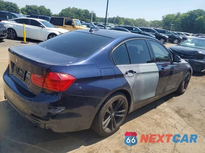 Trzecie zdjęcie samochodu z tyłu: 2013 BMW 328 XI VIN:WBA3B3C54DF534036 - miniatura