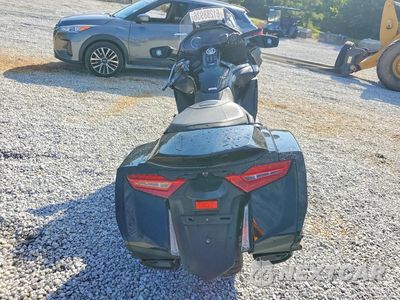 Czwarte zdjęcie samochodu z boku: 2019 HONDA GL1800 B VIN:JH2SC7916KK100008 - miniatura