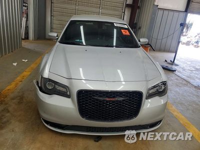 Piąte zdjęcie samochodu w środku: 2021 CHRYSLER 300 S VIN:2C3CCABG5MH528966 - miniatura