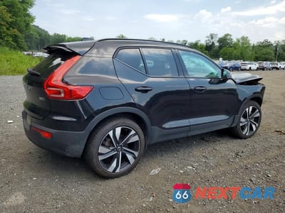 Trzecie zdjęcie samochodu z tyłu: 2024 VOLVO XC40 ULTIMATE VIN:YV4L12UM8R2379914 - miniatura