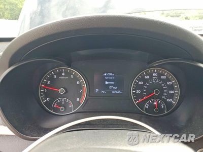 Zdjęcie 9 z 12 samochodu: 2020 KIA OPTIMA S VIN:5XXGT4L39LG402931 - miniatura
