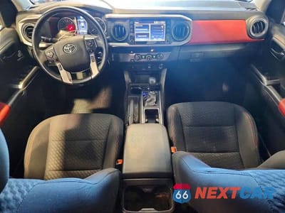 Zdjęcie 8 z 12 samochodu: 2022 TOYOTA TACOMA SR5 VIN:3TYAX5GN8NT051334 - miniatura