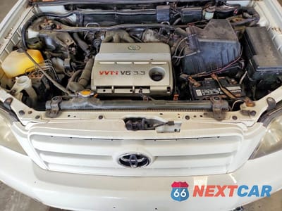 Zdjęcie 12 z 13 samochodu: 2004 TOYOTA HIGHLANDER BASE VIN:JTEEP21A940037344 - miniatura