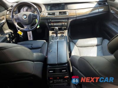 Zdjęcie 8 z 12 samochodu: 2012 BMW 750 LXI VIN:WBAKC8C50CC436451 - miniatura