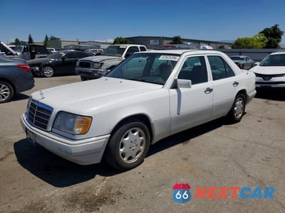 1994 MERCEDES-BENZ E 320 WDBEA32E2RC125900 - główne zdjęcie licytacji z USA - miniatura