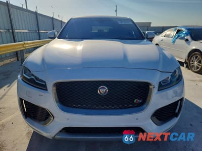 Piąte zdjęcie samochodu w środku: 2020 JAGUAR F-PACE S VIN:SADCM2FV3LA641324 - miniatura