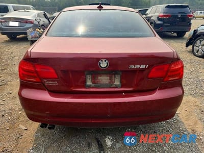 Zdjęcie 6 z 12 samochodu: 2011 BMW 328 XI VIN:WBAKF3C53BE566625 - miniatura
