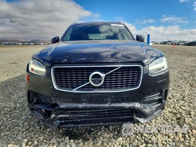 Piąte zdjęcie samochodu w środku: 2018 VOLVO XC90 T6 VIN:YV4A22PM9J1369158 - miniatura