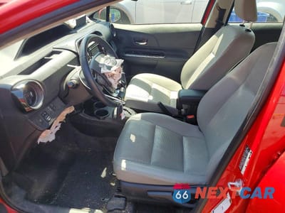 Zdjęcie 7 z 12 samochodu: 2018 TOYOTA PRIUS C FOUR VIN:JTDKDTB35J1601163 - miniatura