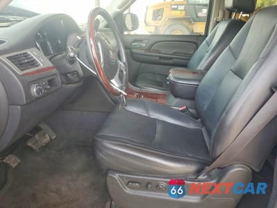 Zdjęcie 7 z 13 samochodu: 2007 CADILLAC ESCALADE LUXURY VIN:1GYFK63827R250686 - miniatura