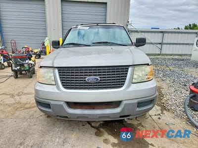Piąte zdjęcie samochodu w środku: 2003 FORD EXPEDITION XLT VIN:1FMRU15W23LA61069 - miniatura