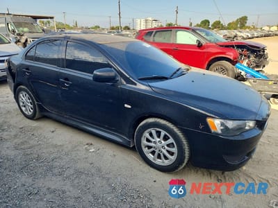 Czwarte zdjęcie samochodu z boku: 2012 MITSUBISHI LANCER SE VIN:JA32V2FW9CU021801 - miniatura