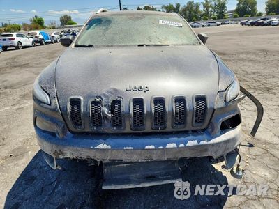 Piąte zdjęcie samochodu w środku: 2014 JEEP CHEROKEE LATITUDE VIN:1C4PJMCS1EW169559 - miniatura