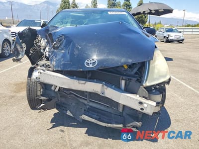 Piąte zdjęcie samochodu w środku: 2004 TOYOTA PRIUS BASE VIN:JTDKB20U040037914 - miniatura