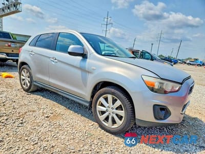 Czwarte zdjęcie samochodu z boku: 2013 MITSUBISHI OUTLANDER SPORT ES VIN:4A4AR3AUXDE009190 - miniatura