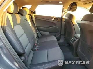 Zdjęcie 6 z 9 samochodu: 2018 HYUNDAI TUCSON VALUE VIN:KM8J33A20JU823059 - miniatura