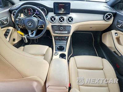 Zdjęcie 8 z 13 samochodu: 2018 MERCEDES-BENZ CLA 250 4MATIC VIN:WDDSJ4GB8JN585909 - miniatura