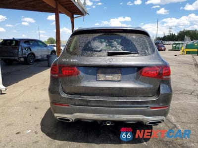 Zdjęcie 6 z 12 samochodu: 2021 MERCEDES-BENZ GLC 300 4MATIC VIN:W1N0G8EB5MV323739 - miniatura
