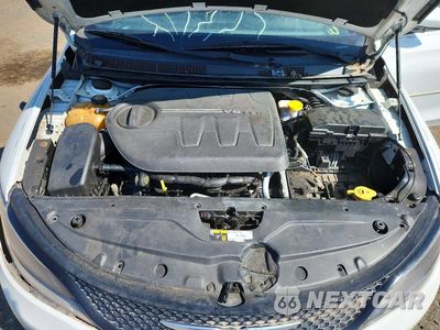 Zdjęcie 11 z 12 samochodu: 2016 CHRYSLER 200 S VIN:1C3CCCDG4GN110449 - miniatura