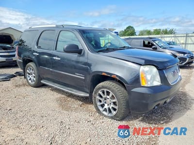 Czwarte zdjęcie samochodu z boku: 2012 GMC YUKON DENALI VIN:1GKS2EEF0CR124285 - miniatura