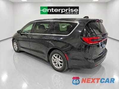 Drugie zdjęcie samochodu z przodu: 2023 CHRYSLER PACIFICA TOURING L VIN:2C4RC1BG5PR627310 - miniatura